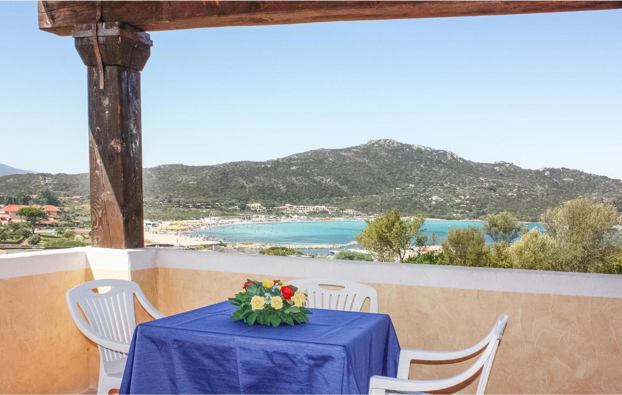 1 Bedroom Gorgeous Apartment In Golfo Aranci Esterno foto